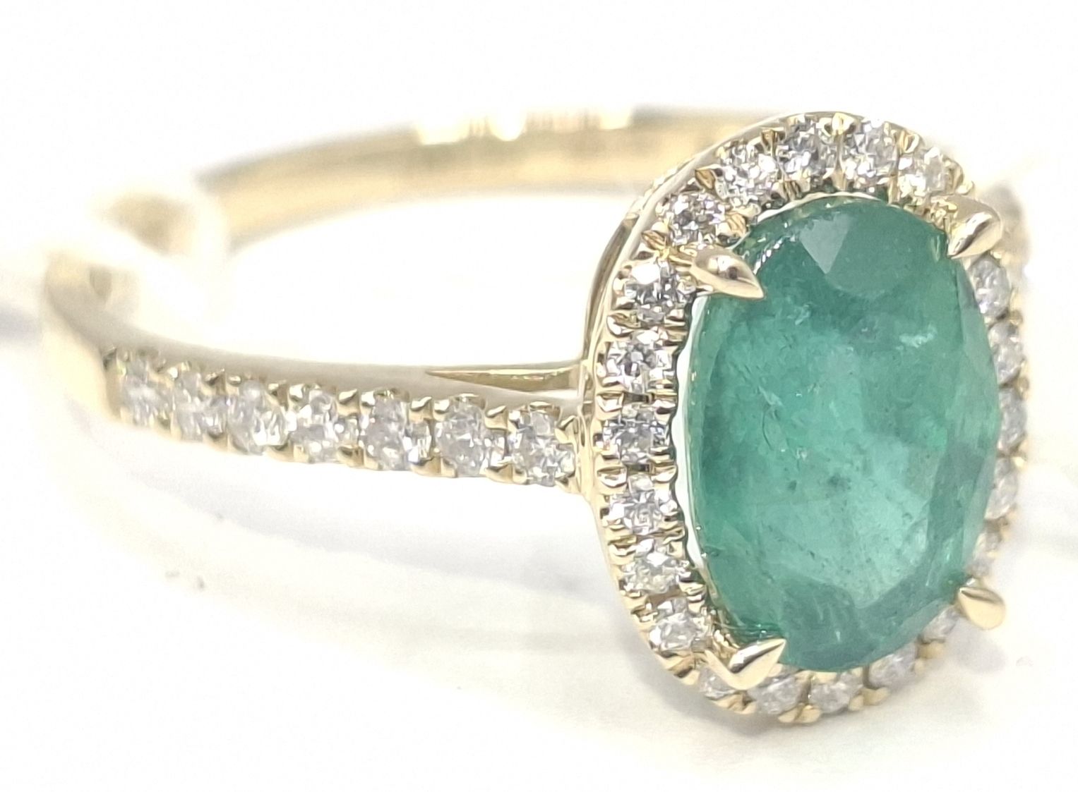 9ct Gold Halo Ring