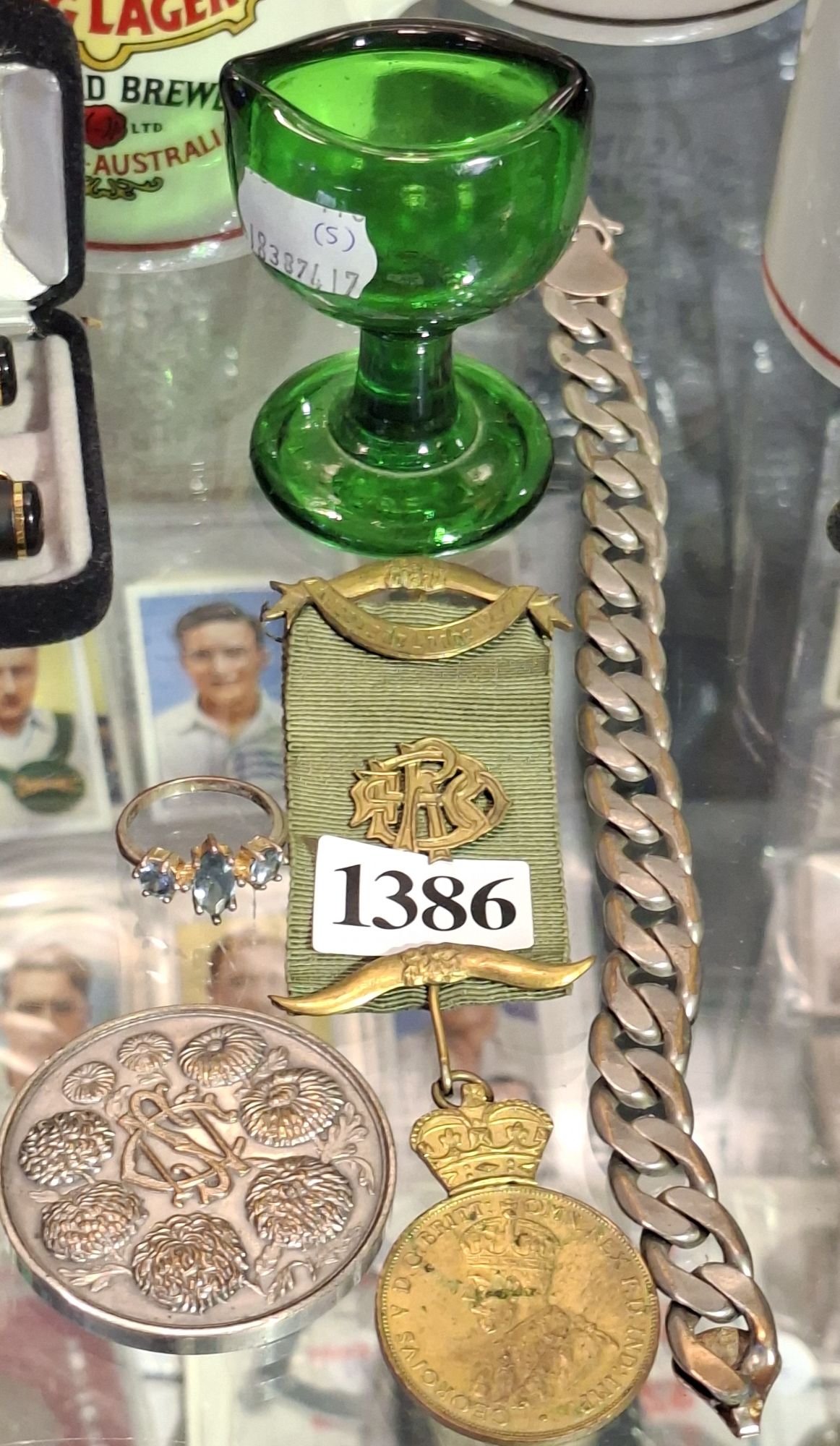 Vintage Collectables Grouping
