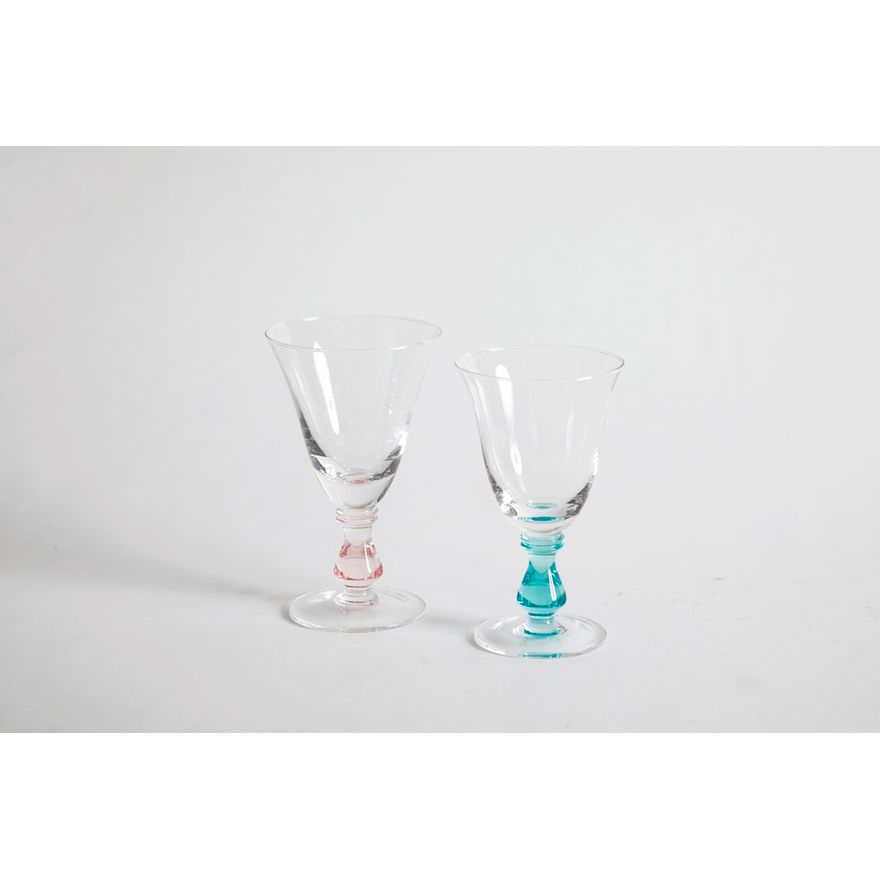 Ensemble de verres en mi cristal à pied coloré