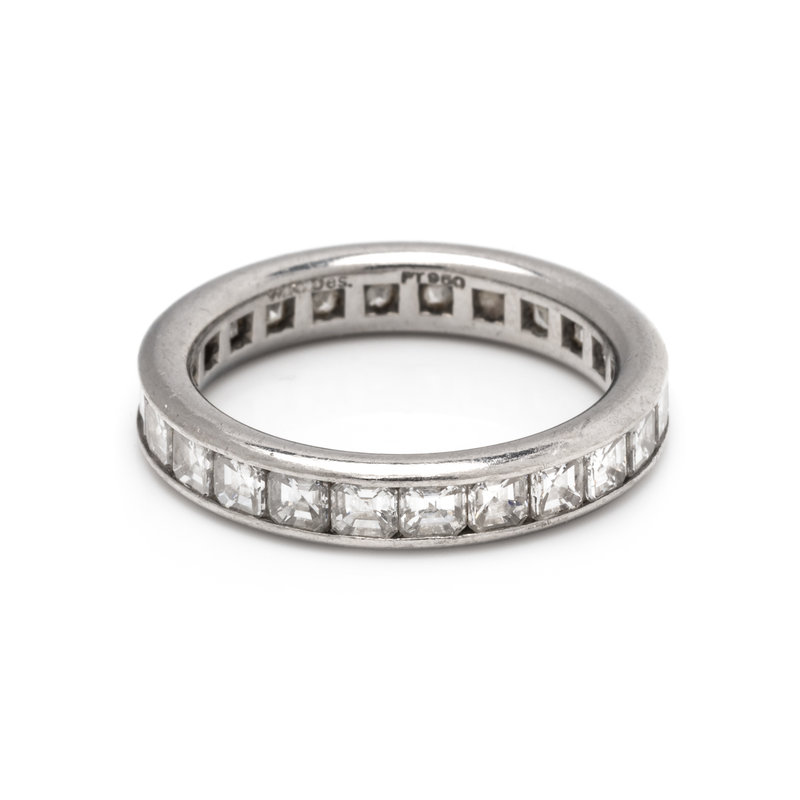 DIAMOND ETERNITY BAND