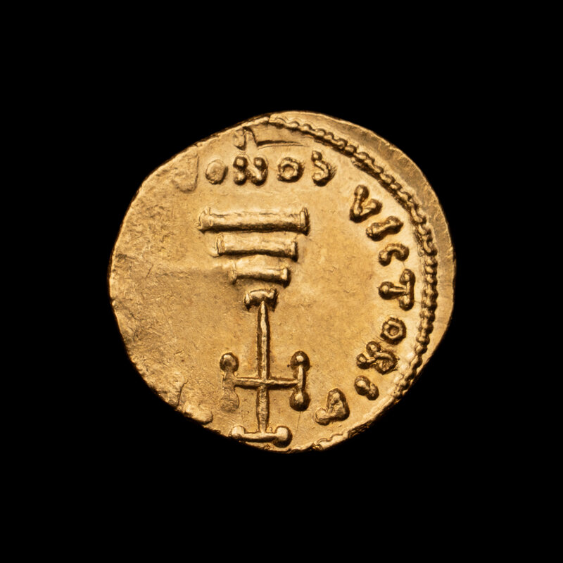 [ANCIENT] BYZANTINE EMPIRE. Tiberius III (698-705 AD). Av Solidus (4.4 g). 