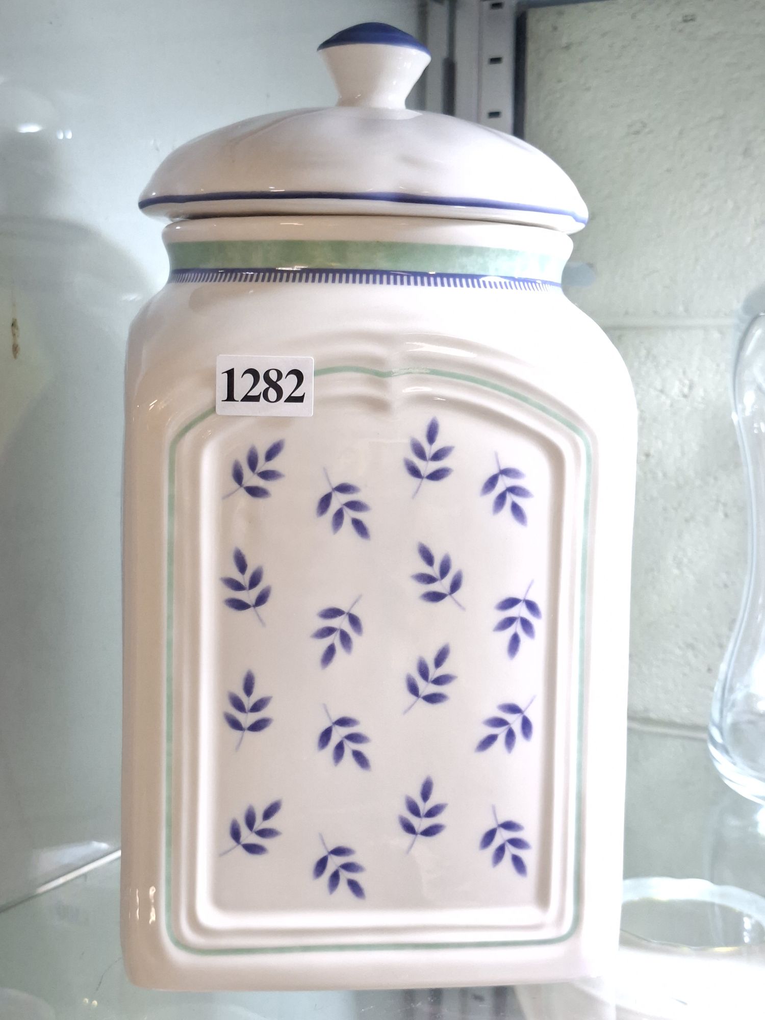 1282 · A LARGE VILLEROY & BOCH CANISTER