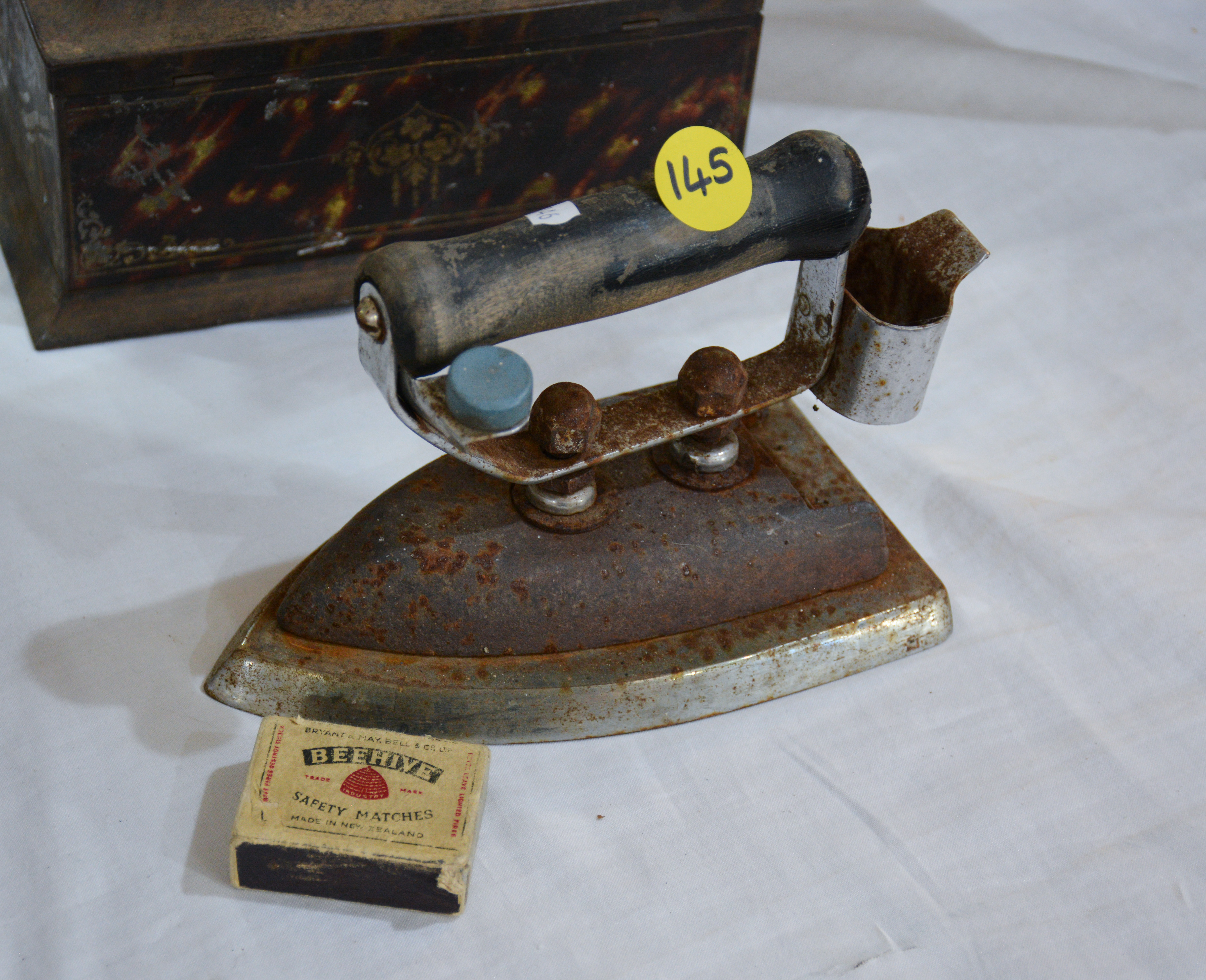 Vintage Clothes Iron — NZ auction result