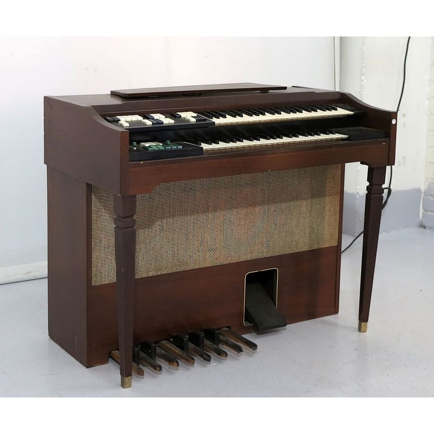 VINTAGE WURLITZER ELECTRIC PIANO