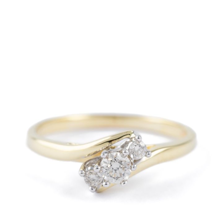 Diamond Ring 9ct