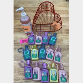 14X HAND SANITIZER, LIQUID HAND SOAP, HEART SHAPED BASKET