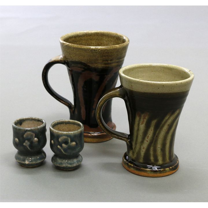 Mashiko Pottery, Two matched mugs in the style of Hamada Shoji