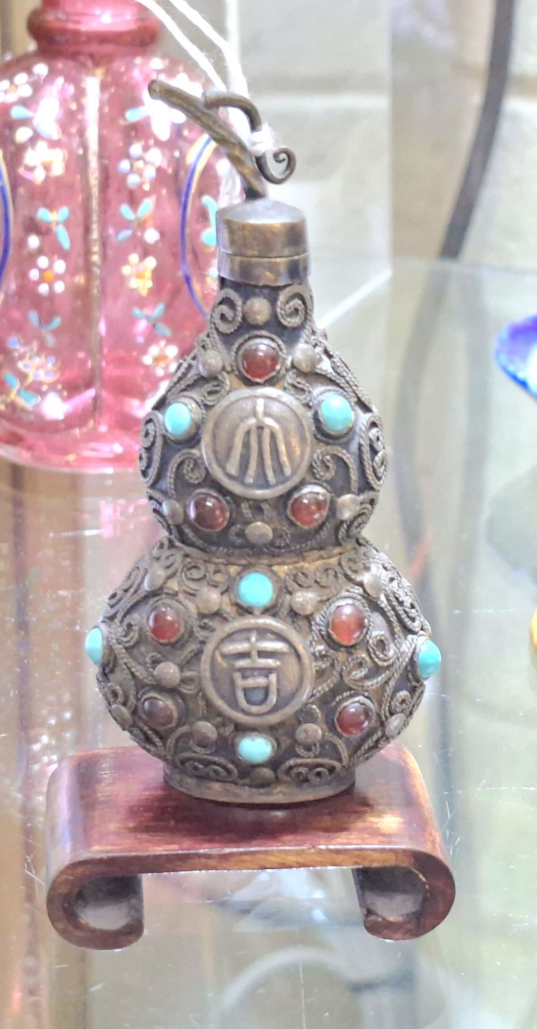 1198 · CHINESE OPIUM BOTTLE