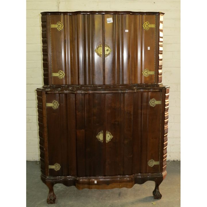 IMBUIA CORNER DRINKS CABINET,