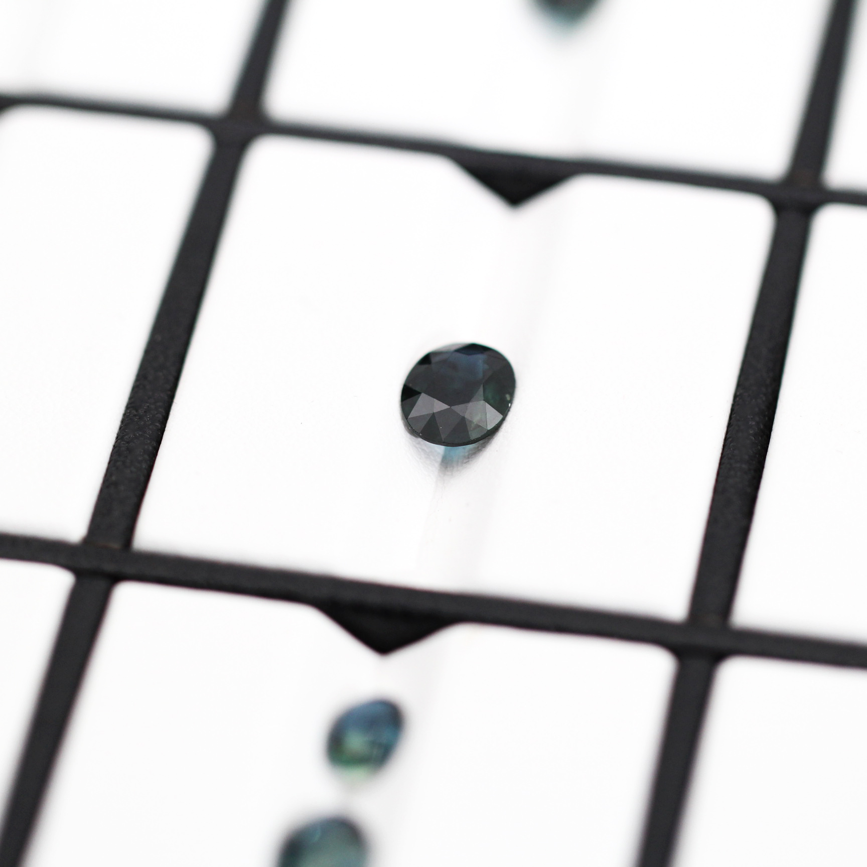 311 · 70.05ct of Australian Sapphire Gemstones in Jewellers Tray