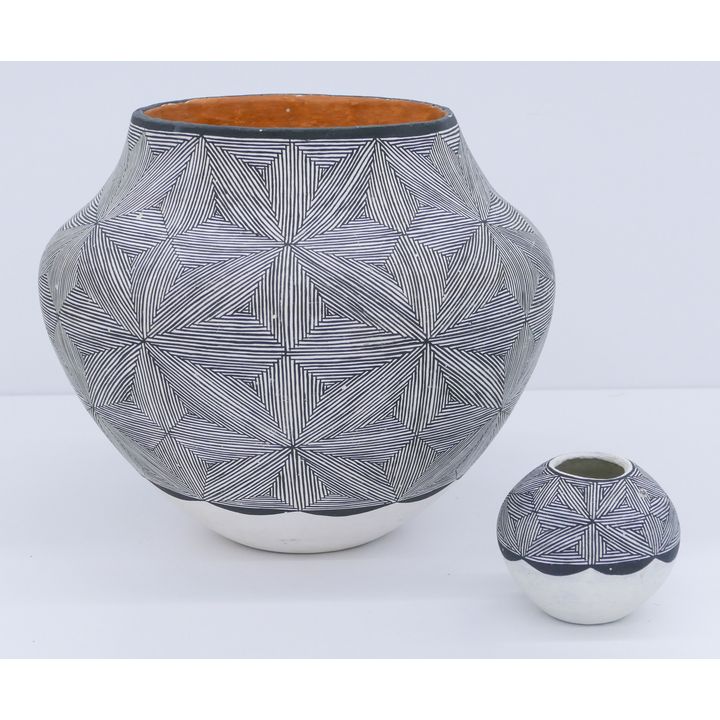2pc Marie Miller Acoma Fine Line Jar