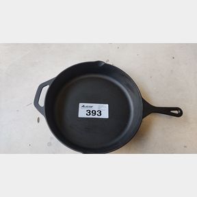 CAST IRON SKILLET PAN - BLACK - 28 CM -