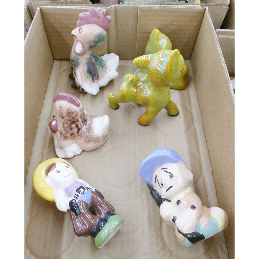 Box Shaw Pottery Elmer Fudd etc.