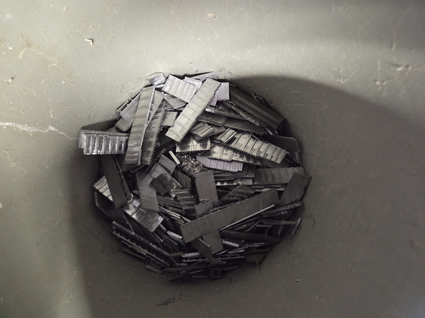 50 pounds of lead leno type blocks | Midwest Auctions, LLC