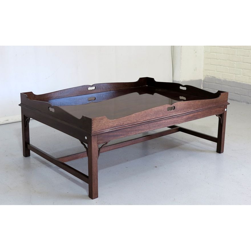 LARGE MAHOGANY COFFEE TABLE