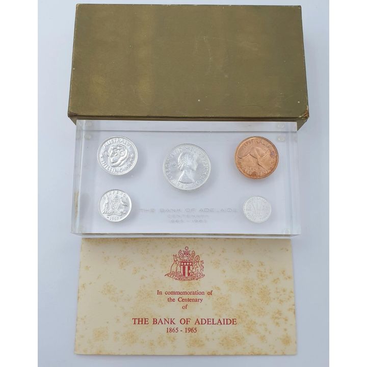 Bank of Adel. Centenary Paperweight