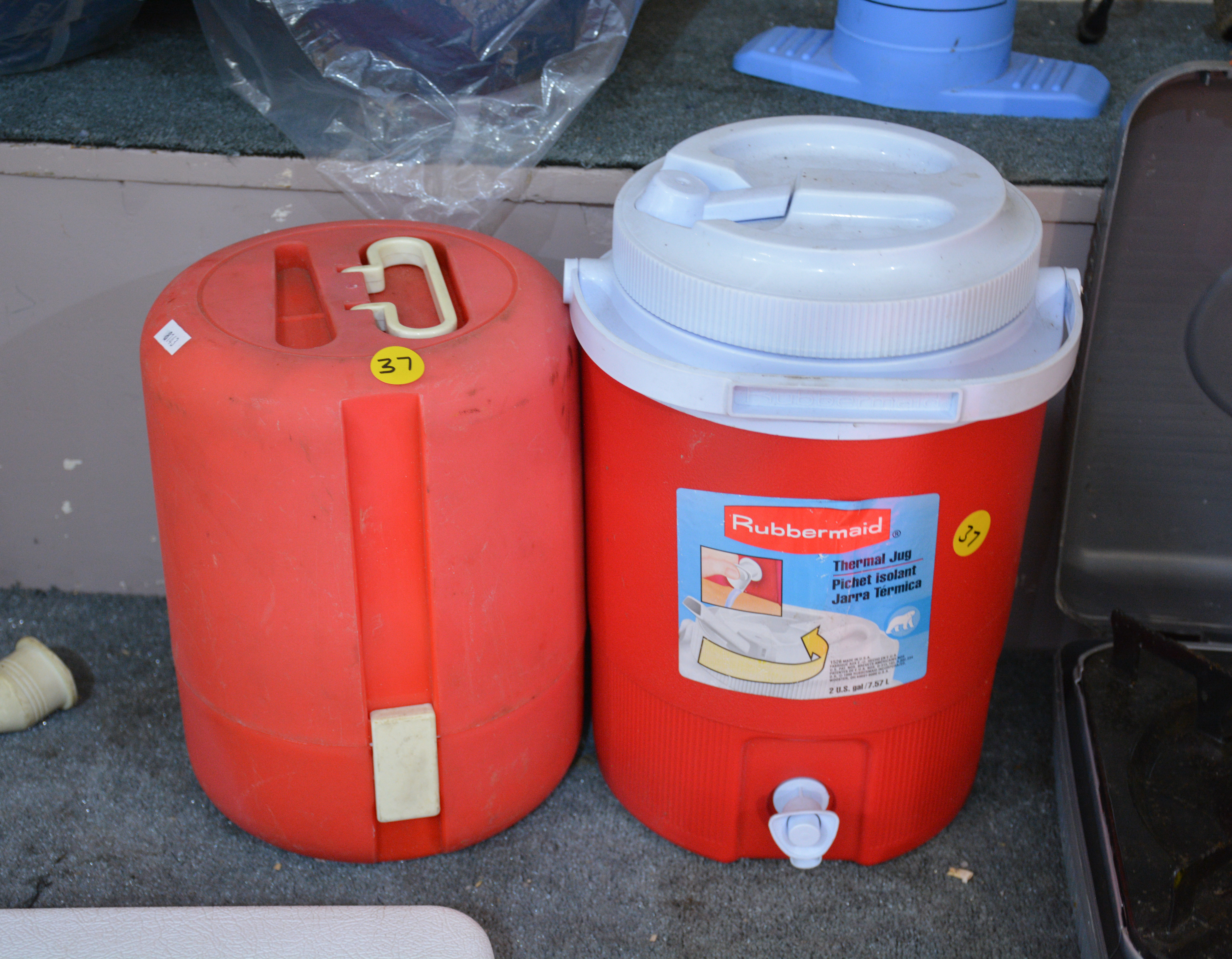 Rubbermaid Thermal Jug plus One — sold at auction in New Zealand for $10
