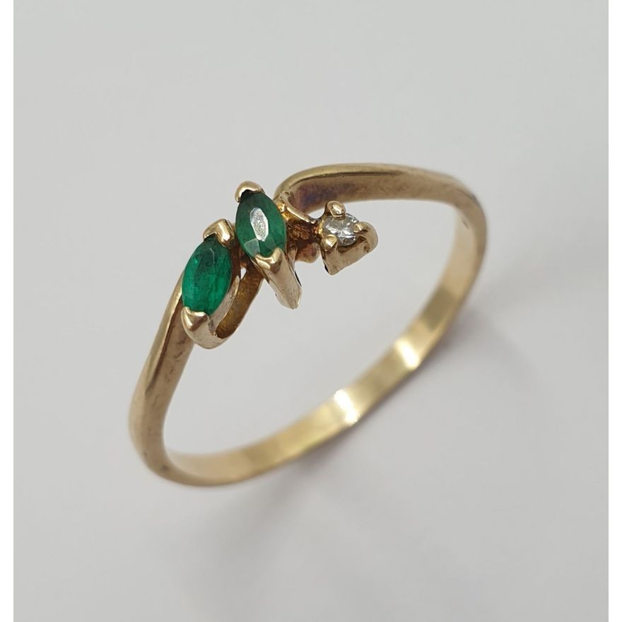 9ct Y/G Emerald & Diamond Ring