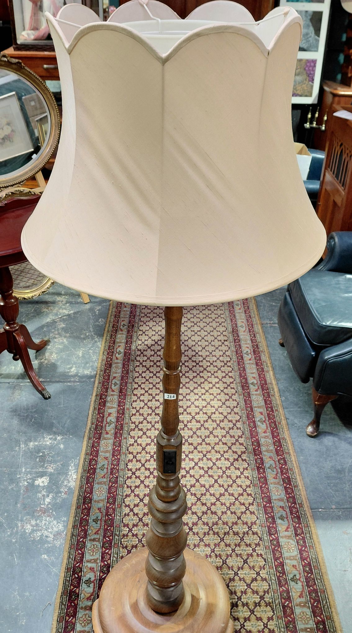 214 · STANDARD LAMP