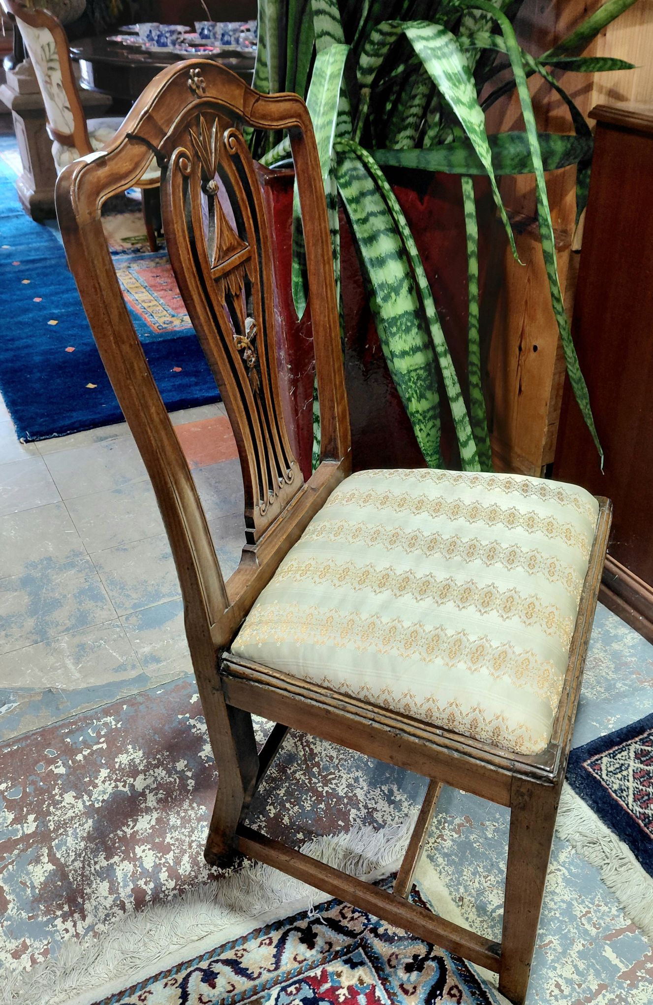 Hepplewhite Hallway Chair