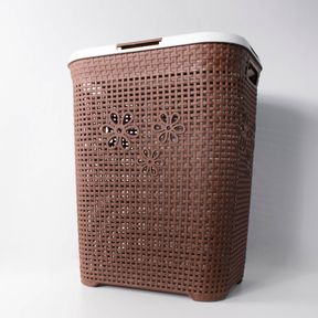 Daisy Laundry Basket with a Hand Tufted Mat Biege | CRACKED SIDE AND BOTTOM