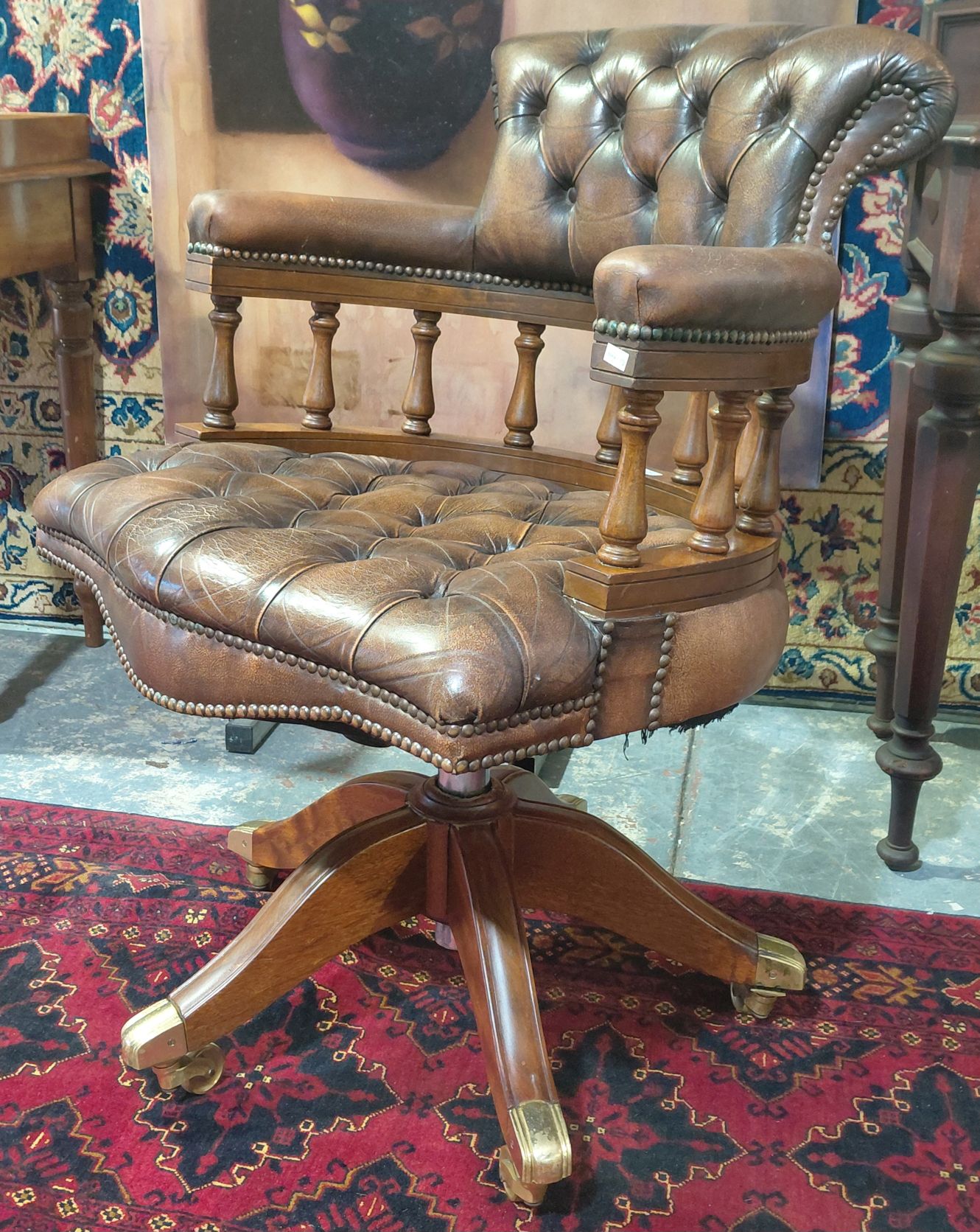 695 · EXECUTIVE OFFICE CHAIR,