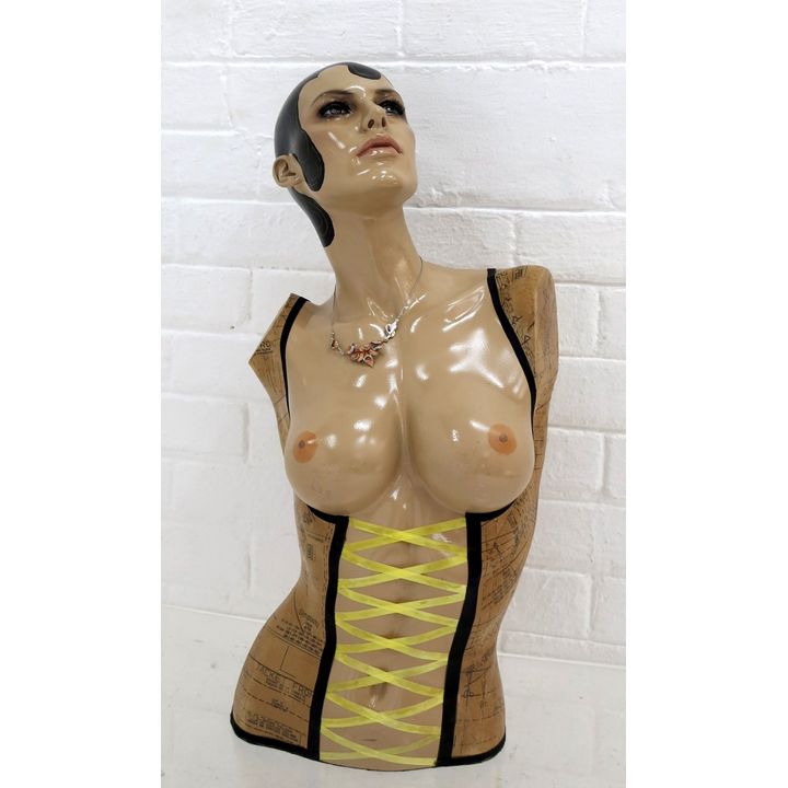 LARGE VINTAGE MANNEQUIN