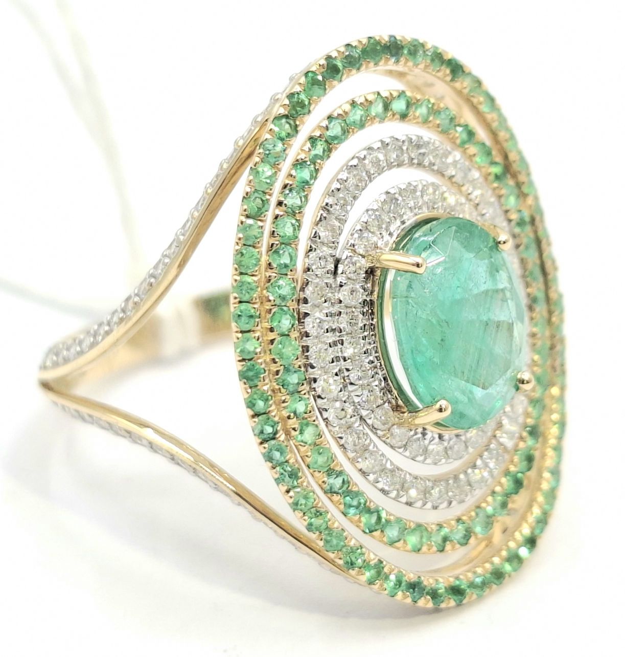 237 · 14K WHITE GOLD HALO RING