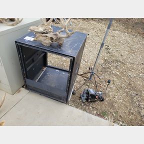 Aluminum electronics rack on wheels with two bonus items