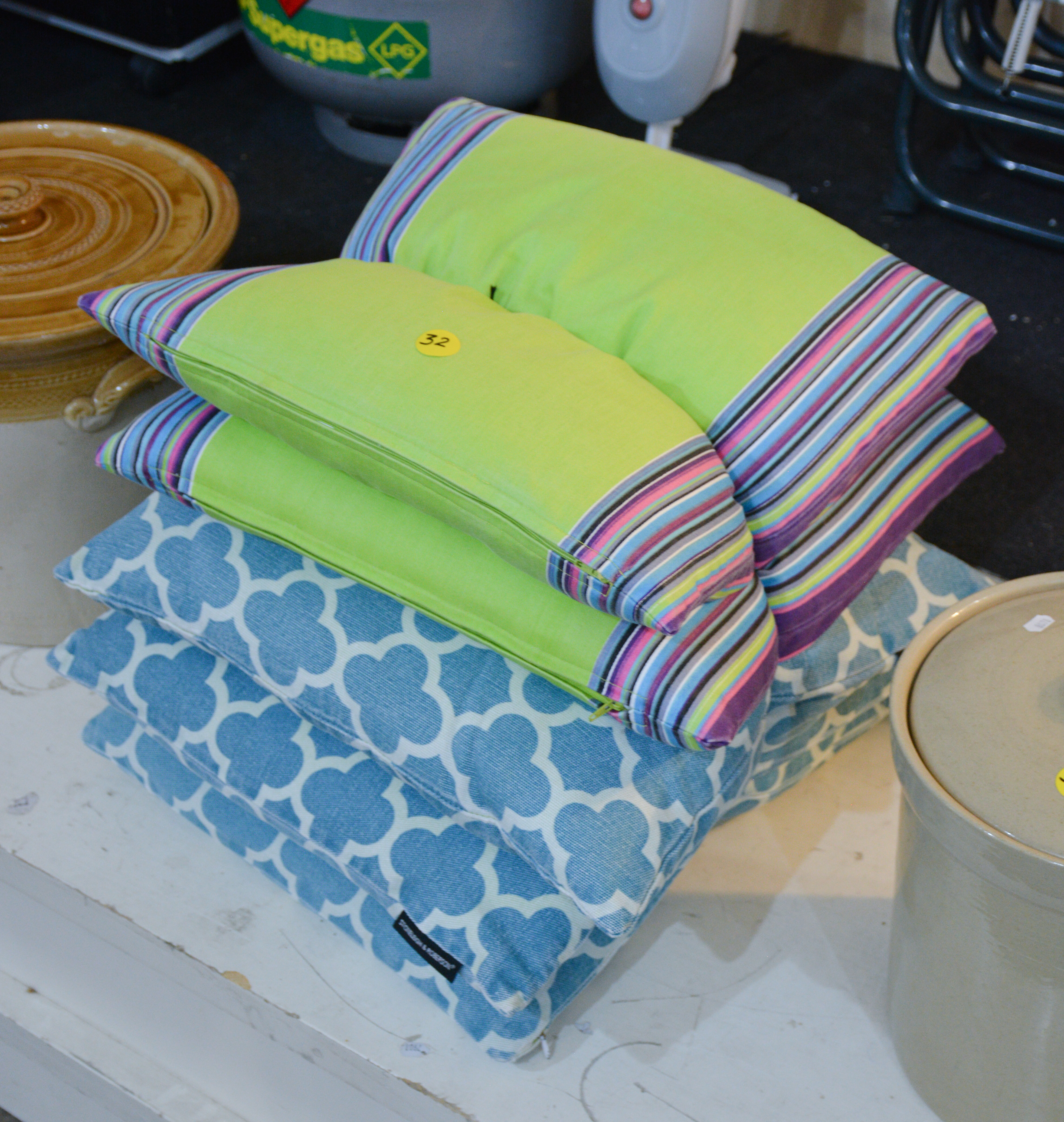 Cushions x 5 — NZ auction result
