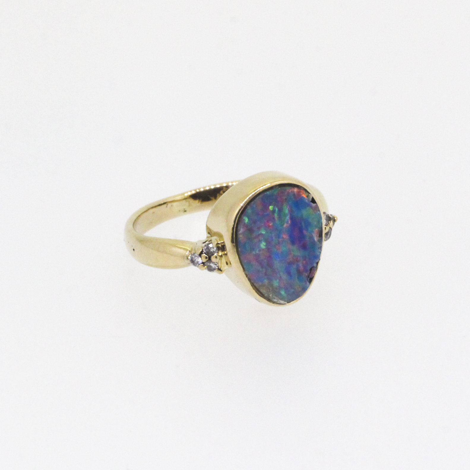 445. · Opal Doublet & Diamond Ring 2.97g