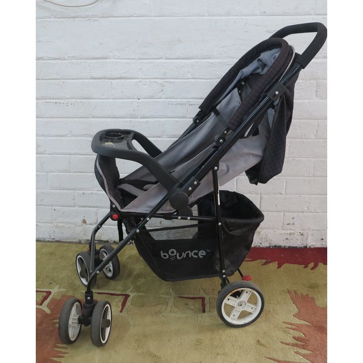 BOUNCE PRAM