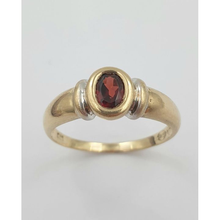 9ct Y/G Garnet Ring