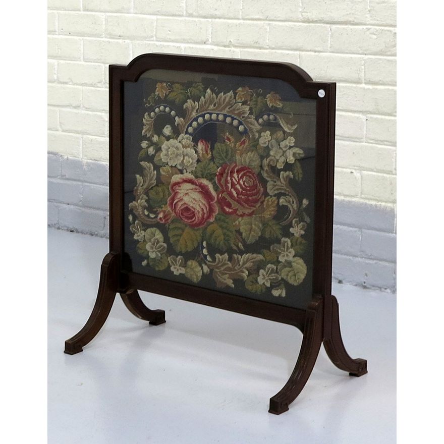 TAPESTRY FIRE SCREEN