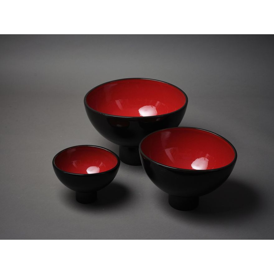 Susannah Bridges - A set of three ceramic ‘Lava’ bowls