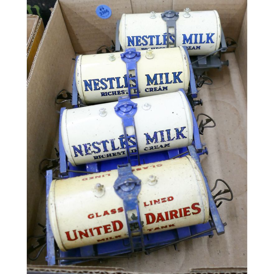Box 4pc Hornby Milk Tank Train Cars
