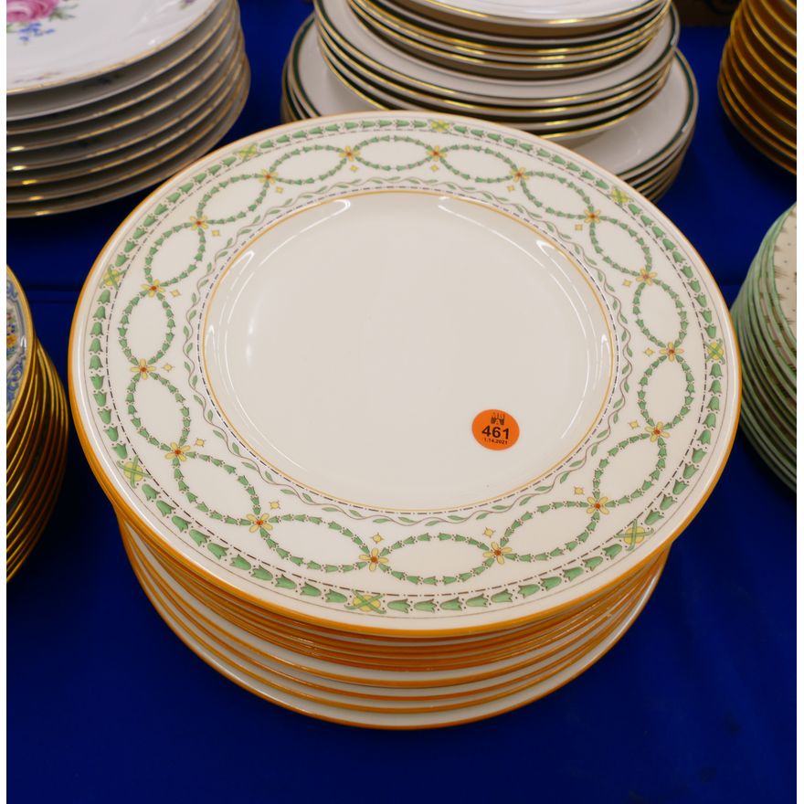Set 12pc Royal Doulton 'The Berkeley' Dinner Plates