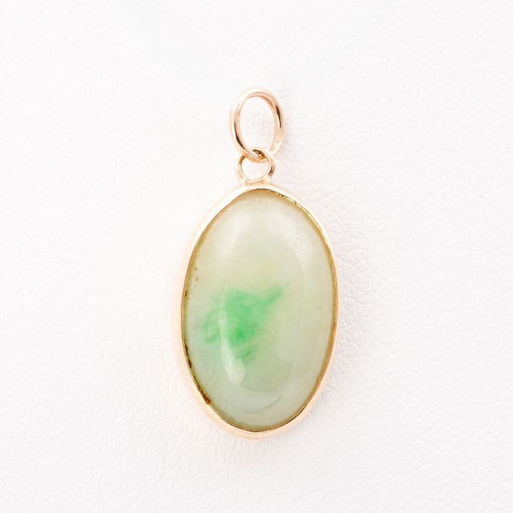 Jade Cabochon Pendant 9ct Gold