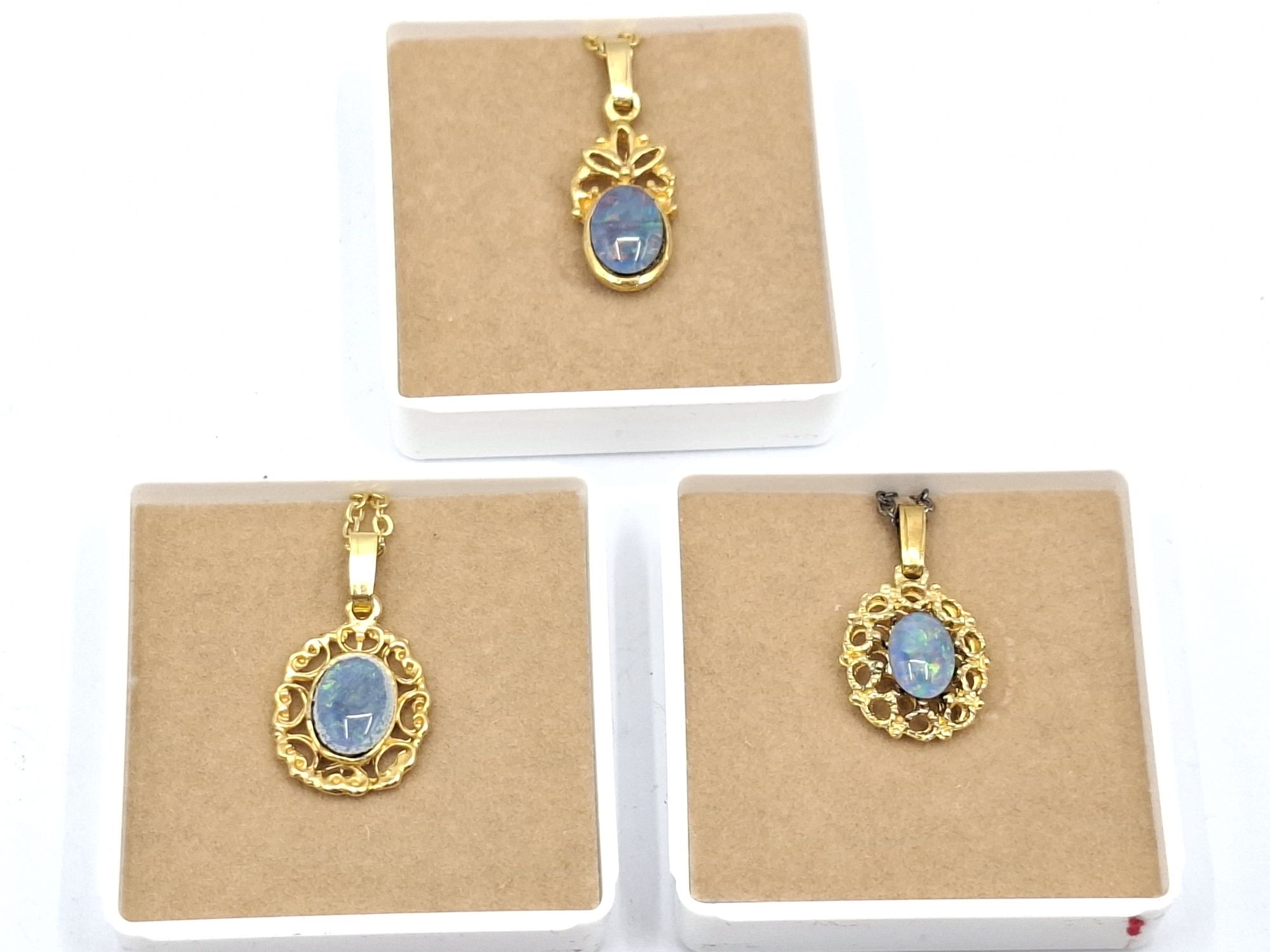 1122 · OPAL PENDANTS