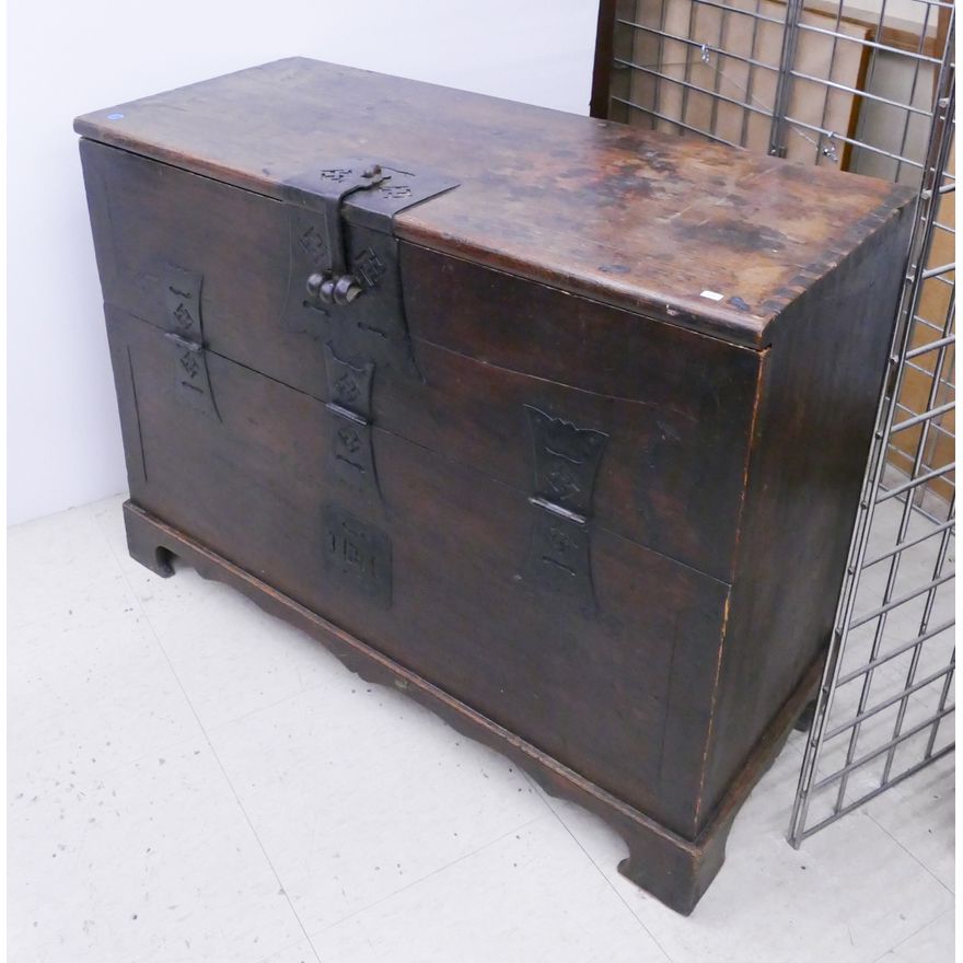 Korean Joseon Dark Blanket Chest- 27x36x16''