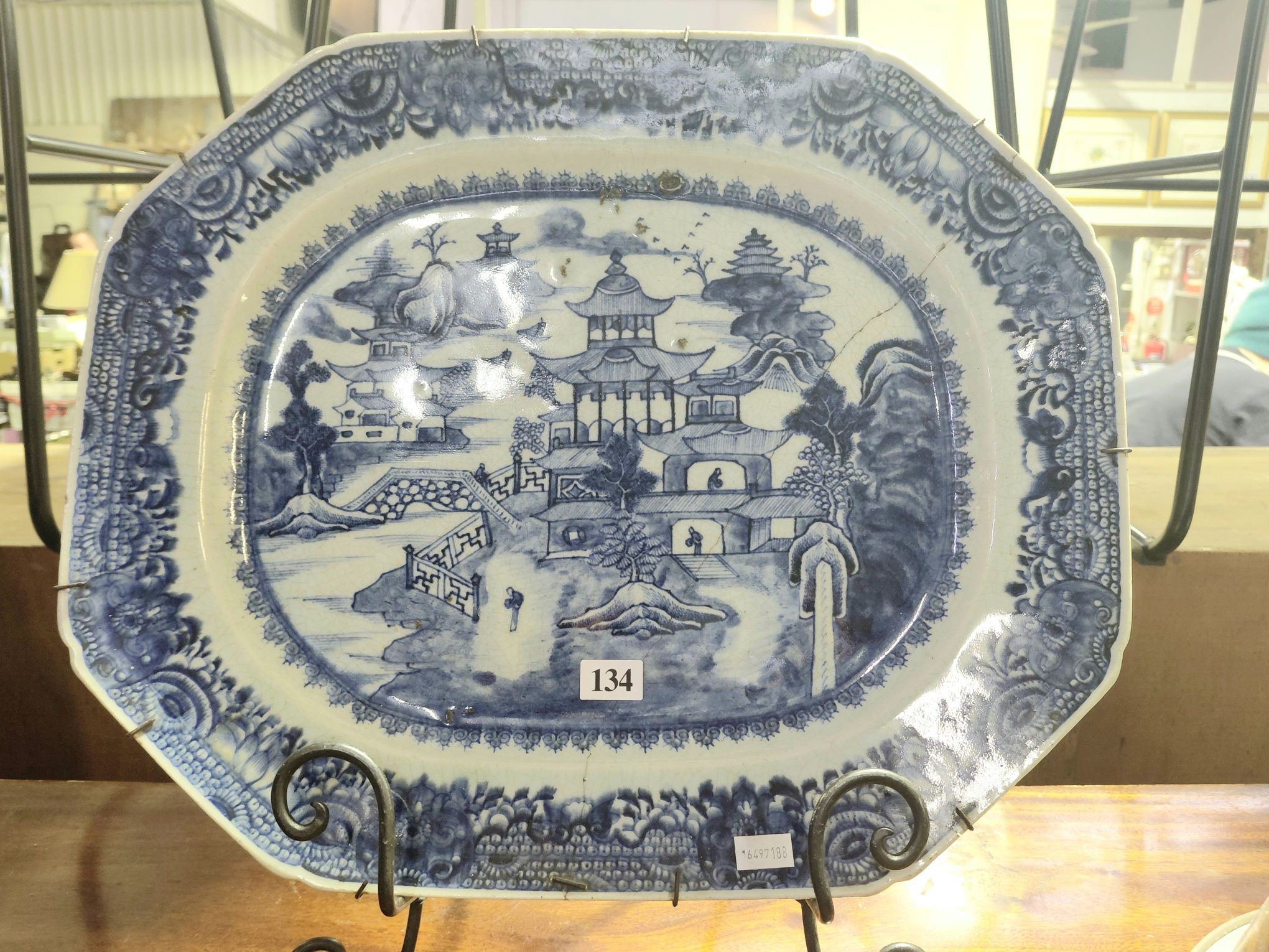 134 · LARGE ANTIQUE PLATTER
