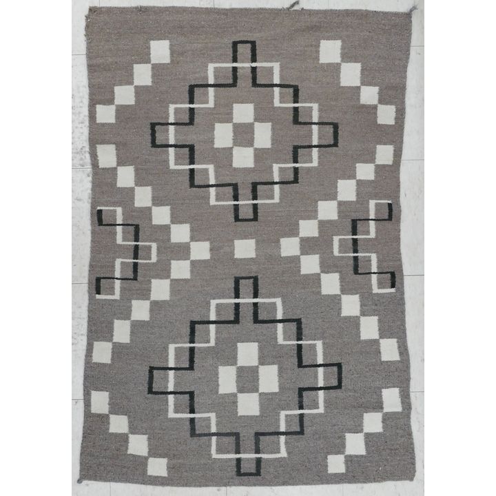 Navajo Grey Pattern Wool Rug