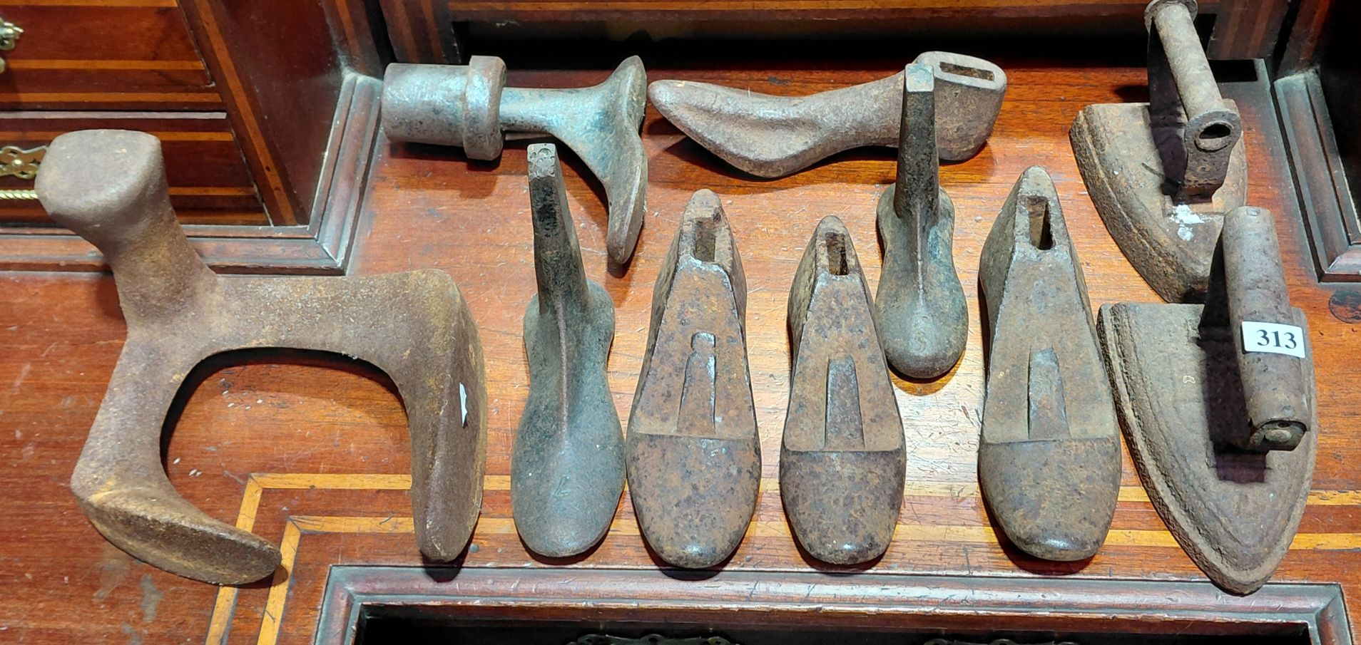 313 · CAST IRON GROUP
