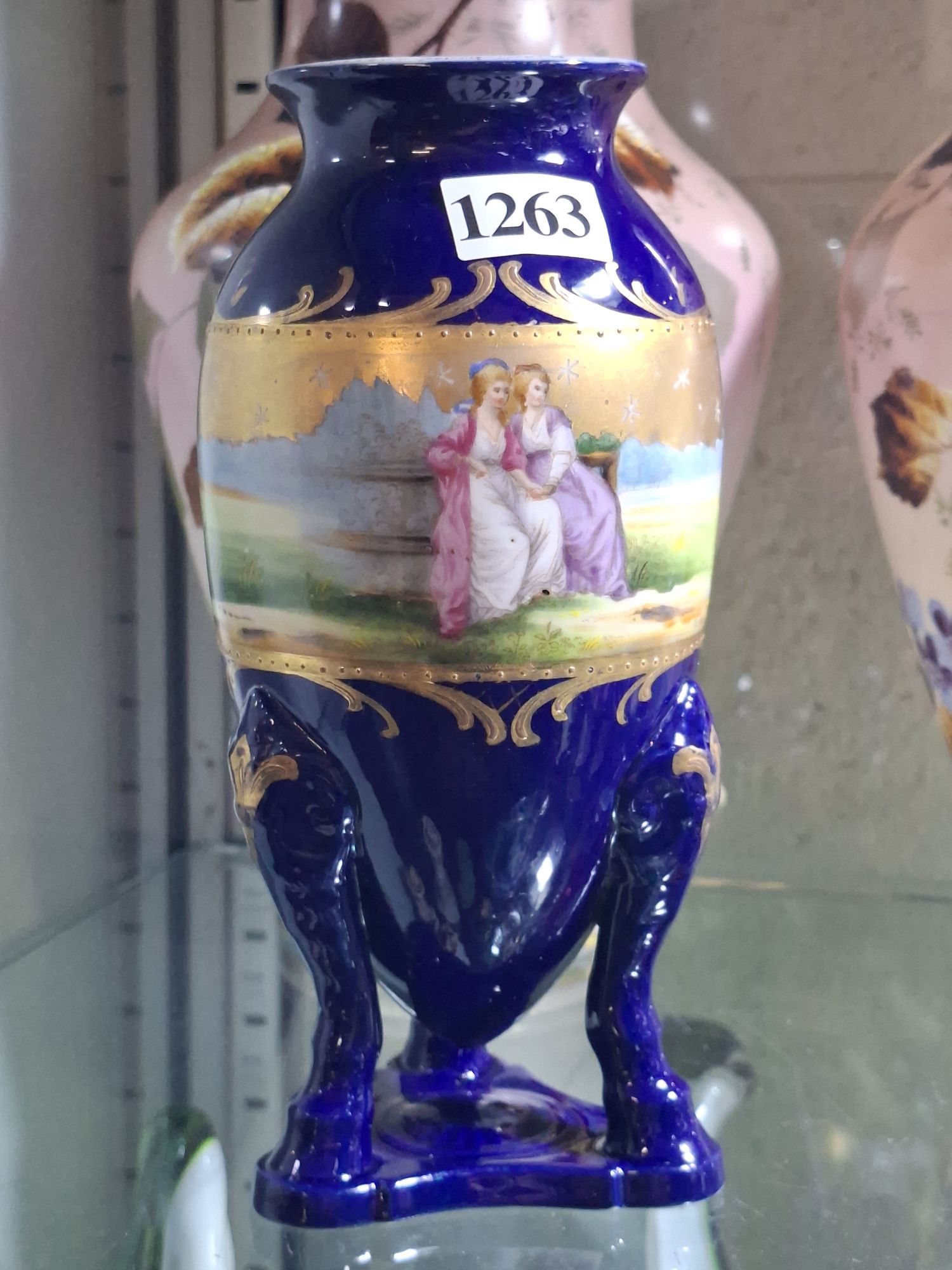 1263 · CERAMIC VASE
